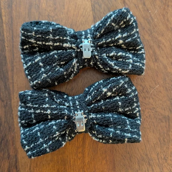 Coal Tweed Jocelyn Pump w/ Accessories - Picture 4 of 4